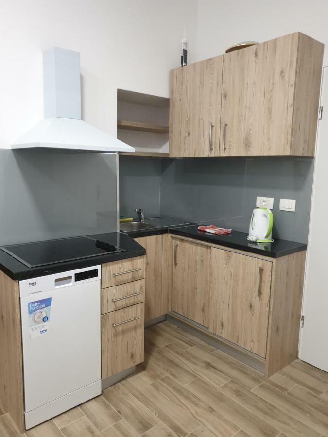 Apartment Damir Pula Exterior photo